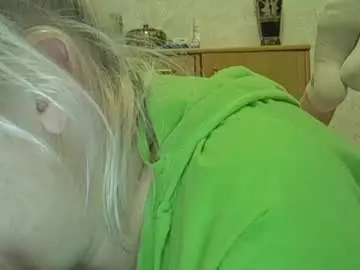 Chaturbate Live Sex of curvywild_lady30