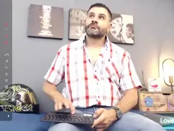 Chaturbate Watch Live Sex Cams of jonas_beard1