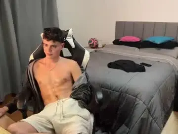 Chaturbate Sex Cam of thomassex0