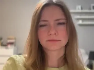 Chaturbate Nude Webcam of lux_millie