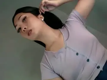 Chaturbate Sex Cam of pillow_whispers