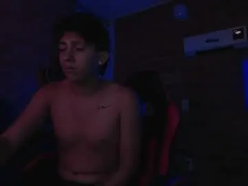 Chaturbate Sex Cam of ethann2_