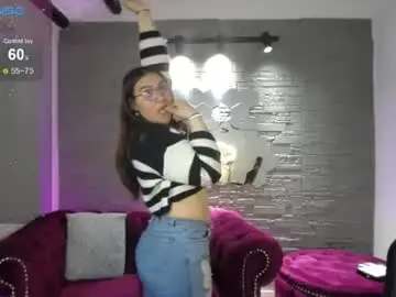 Chaturbate Live Sex Cam of diamondfox_m