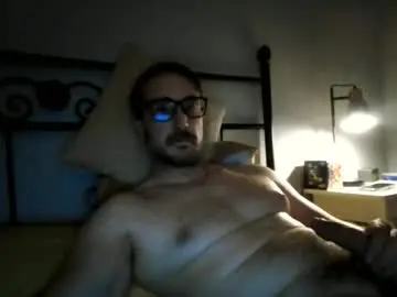 Chaturbate Watch Live Sex Cams of hotman_40_