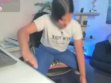Chaturbate Live Sex Cam of antonellariu