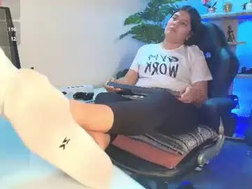 Chaturbate Live Sex Cam of antonellariu