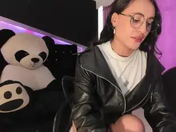 Chaturbate Best live sex cam show of coral_gibson