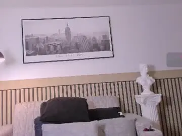 Chaturbate Sex Cam of lucy_milf_68