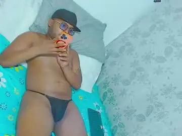 Chaturbate Free Porn Cam of mr_santos01