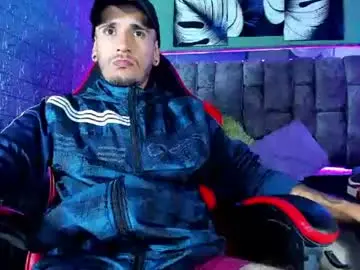 Chaturbate Best live sex cam show of axell_cross2