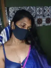 Dscgirls Nude Webcam of indianhothyd