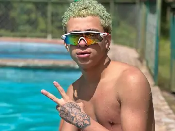 Imlive Sex Cam of HollmanFronsh920