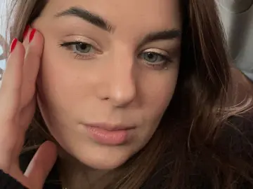 Imlive Nude Webcam of evaloriax