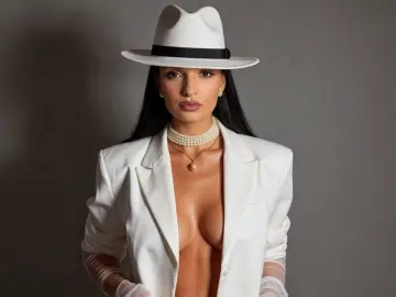 Livejasmin Free Porn Cam of AllaRoberts