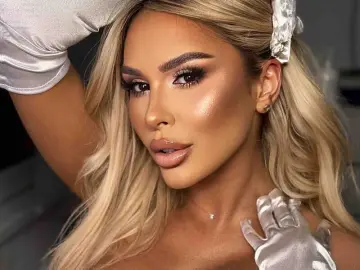 Livejasmin Free Live Porn of SelenaVoss