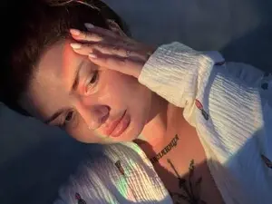 Myfreecams Watch Live Sex Cams of Eva__Kamenski