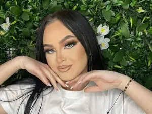 Myfreecams Sex Chat of KairaPotts