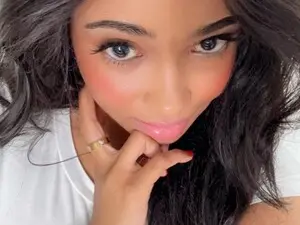 Myfreecams Watch Live Sex Cams of HoneyNala