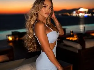 Myfreecams Sex Chat of DaisyD1_