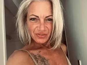 Myfreecams Sex Cam of TrophyMilf