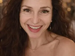 Myfreecams Adult Video Chat of EllaLong