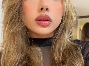 Myfreecams Sex Cam of DaniRouge