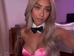 Myfreecams Adult Webcam of rosiewestttt