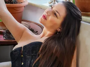 Myfreecams Private Sex Chat of JasmineNoir