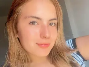 Myfreecams Adult Webcam of Lara19