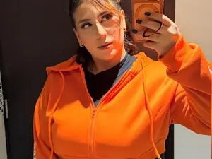 Myfreecams Free Porn Cam of Helen_Stan