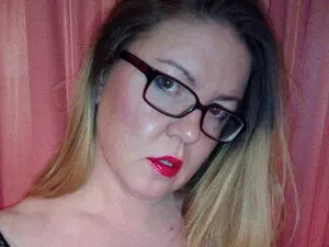Myfreecams Best live sex cam show of LovelyOljga