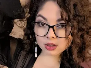 Myfreecams Sex Chat of KairaFantasy