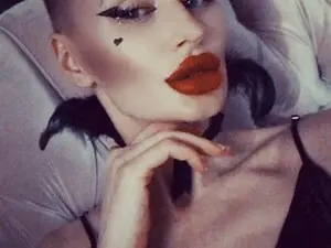 Myfreecams Free Porn Cam of BeatrixDiaz