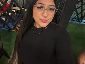 Myfreecams Live Sex Cam of Megann_up