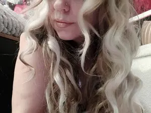 Myfreecams Sex Chat of Stone_heart77