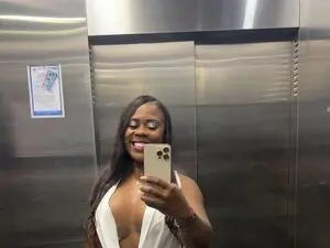 Myfreecams Nude Webcam of AfroBombShell