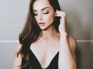 Myfreecams Best live sex cam show of Lanie__Love