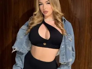 Myfreecams Live Porn of LisaLorenz
