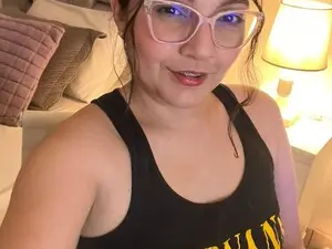 Myfreecams Sex Cam of Camila_cruzz