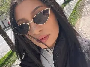 Myfreecams Adult Video Chat of SereneLuxe