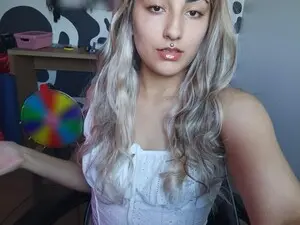 Myfreecams Private Sex Chat of Hi_elora