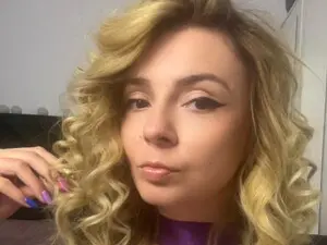 Myfreecams Live Porn of LovelyAria