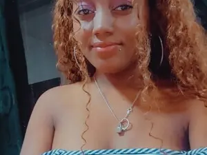 Myfreecams Sex Chat of LoaisisAdams
