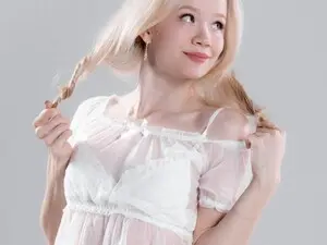 Myfreecams Live Sex of Alice_Chery