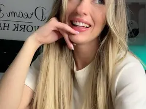 Myfreecams Nude Webcam of KatieCutieXo
