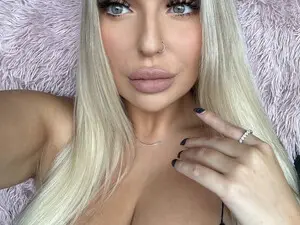 Myfreecams Best live sex cam show of KissMyTitsPls
