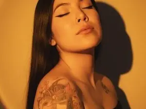 Myfreecams Live Sex Cam of AilynRed