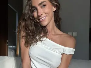 Myfreecams Live Sex Cam of HelloViv