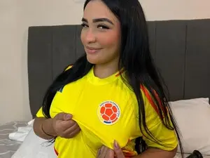 Myfreecams Live Porn of Isa_Collin
