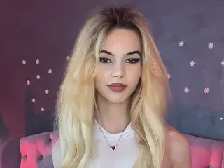 Streamate Sex Cam of AmiraLovely